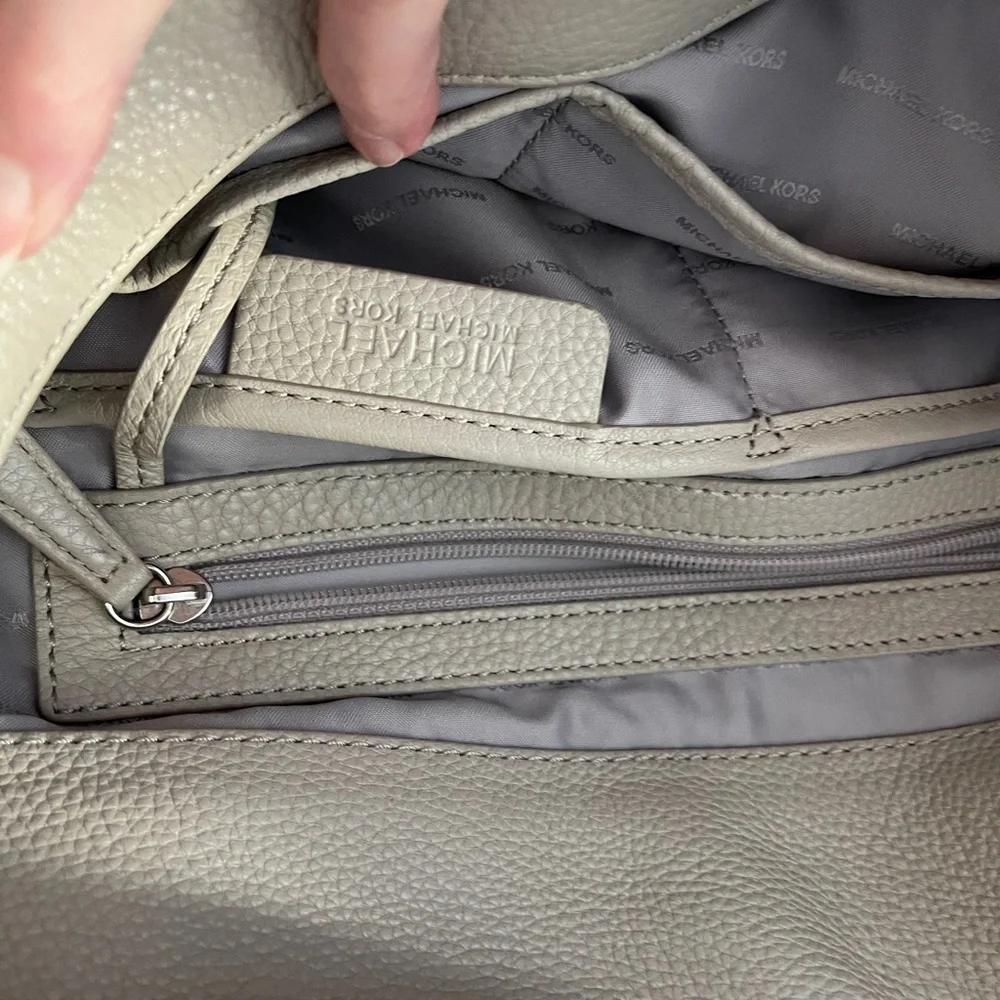 Michael Kors Astor Silver Studded Cement Large leather Hobo‎